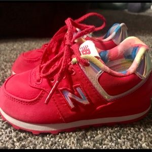 Hot pink new balance toddler size 7